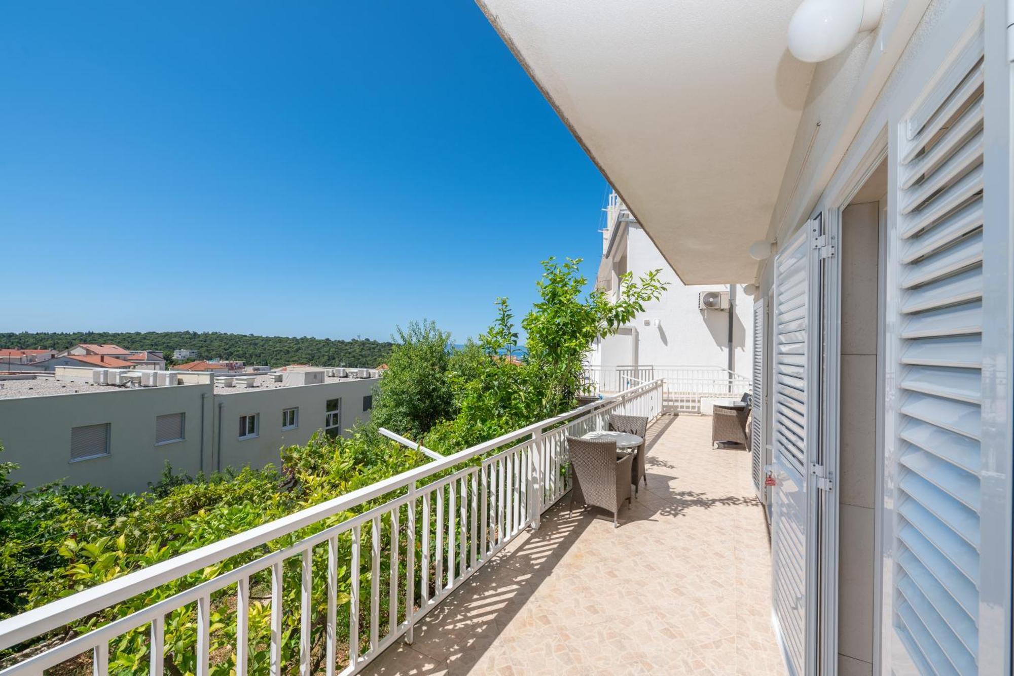 Apartmani Sani Makarska Kültér fotó