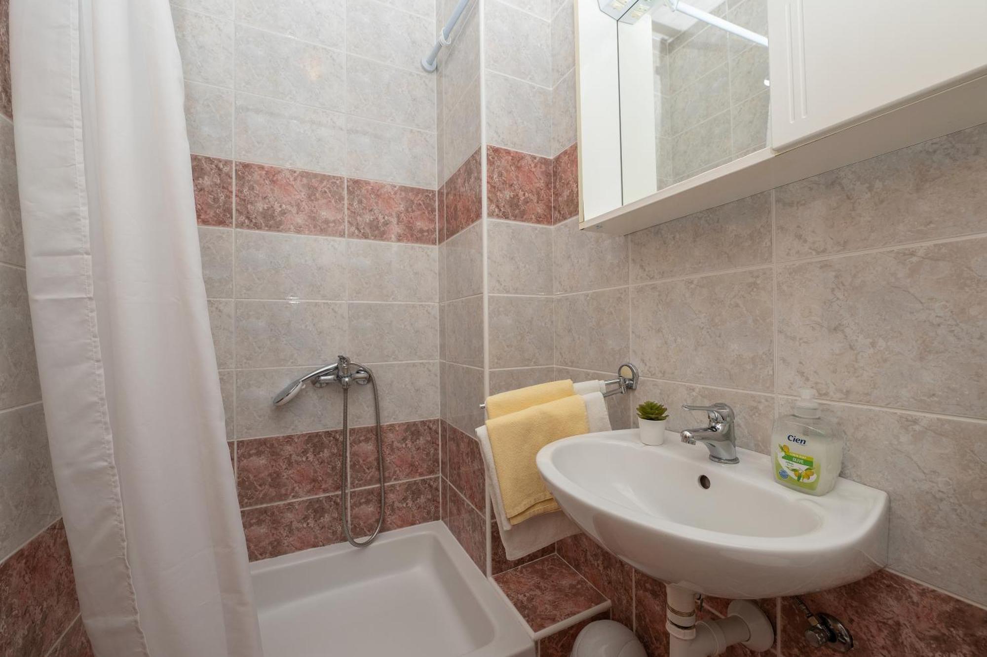 Apartmani Sani Makarska Kültér fotó
