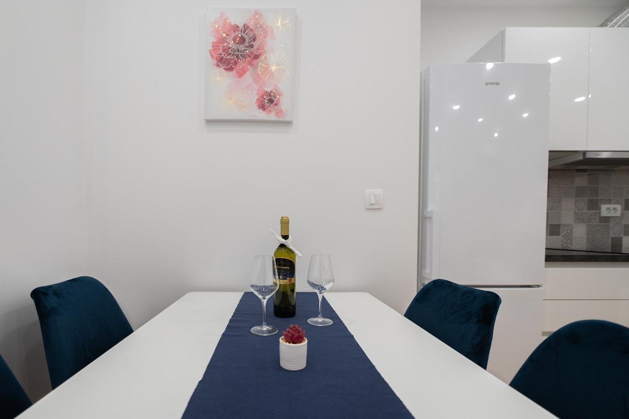Apartmani Sani Makarska Kültér fotó